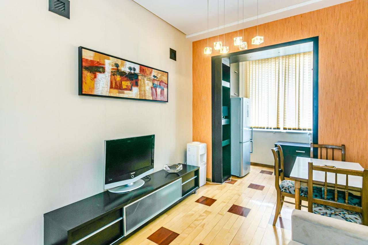 באקו Lovely Sweet Apartment מראה חיצוני תמונה