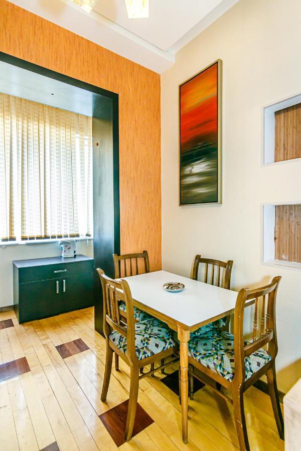 באקו Lovely Sweet Apartment מראה חיצוני תמונה